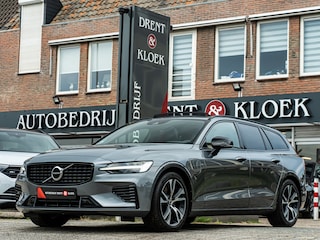 Volvo V60 2.0 T6 Recharge AWD R-Design ORG NL PANO ELEK STOEL CAMERA BLACK OPTIC