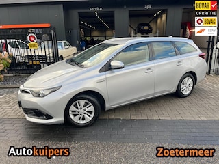 Toyota Auris 1.8 Hybrid Business Plus