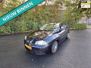 Seat Ibiza 1.2-12V Selection LEUKE AUTO ZO WEG PRIJSJE