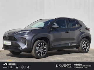 Toyota Yaris Cross 1.5 Hybrid 130 TeamPlayer Dynamic / tot 10 jaar Garantie / Winter Pakket / Safety Pakket / Adaptief CC / Stuur-, Stoel en voorruitverwarming / Draadloze telefoon lader / Apple Carplay Android Auto / Achteruitrijcamera /