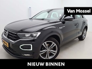 Volkswagen T-Roc 1.5 TSI Sport | Parkeercamera | Climatronic (Automatische Airco) | Digital Cockpit | Adaptive Cruise Control | Elektrische Kofferbak
