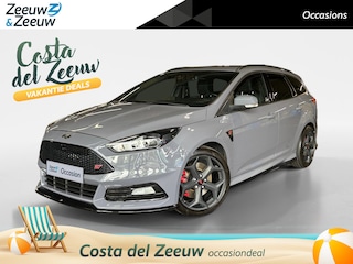 Ford Focus Wagon 2.0 ST-2 | Handgeschakeld | Cruise Control | Stoel/Stuur/Voorruitverwarming | Parkeersensor Achter | ST-Pack | 12 Maanden BOVAG Garantie |