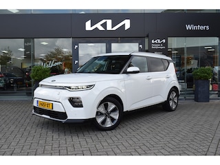 Kia Soul DynamicPlusLine 64 kWh 3-Fase | Cruise Control Adaptief | Climate Control | Navigatie | Camera | Stoel+StuurVerwarming | Keyless |