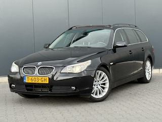 BMW 5-serie Touring 523I Pano - Sportstoelen - Navi - Xenon - Pre-Facelift