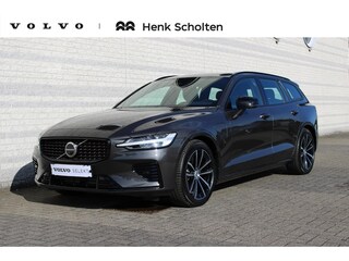 Volvo V60 T6 Automaat Plug-in hybrid AWD Plus Dark | Trekhaak | Visual Park Assist | Open Grid | Voorruitverwarming | Stoelverwarming voor en achter | Preconditioning | Elektrisch verstelbare voorstoelen met geheugen | Harman Kardon | Pilot Assist | 18 Inch | Blis | Google Maps | Google Assistant