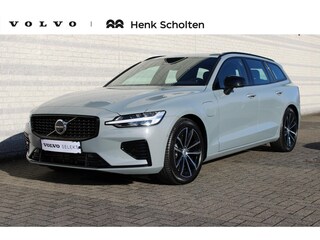 Volvo V60 2.0 T6 Plug-in hybrid AWD Plus Dark | Trekhaak | Visual Park Assist | Open Grid | Voorruitverwarming | Stoelverwarming voor en achter | Preconditioning | Elektrisch verstelbare voorstoelen met geheugen | Harman Kardon | Pilot Assist | 18 Inch | Blis | Google Maps | Google Assistant