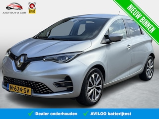 Renault Zoe R135 Intens 52 kWh SoH 95,4% / Warmtepomp / Stoel en Stuur verwarming / Camera / Navigatie-Pakket