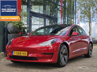 Tesla Model 3 Standard RWD Plus 60 kWh | Panoramadak | Navigatie | PDC + Camera | Cruise Control | Climate Control