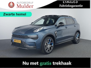 Lynk & Co 01 1.5 Zwarte hemel | Trekhaak | Pano | ACC | 360 Camera