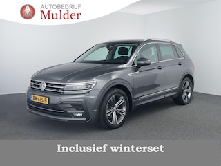 Volkswagen Tiguan 1.4 TSI ACT Highline R-line | Matrix | Pano | Trekhaak | Virtual