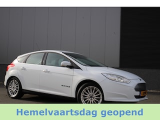 Ford Focus Titanium 100% Electric 23kw/ Leder/Camera/LED