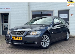 BMW 318i High Executive AUTOMAAT