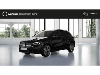Mercedes-Benz GLA 250e Business Solution AMG | Panoramaschuifdak | Stoelverwarming | Nightpakket | Achteruitrijcamera | Led koplampen |