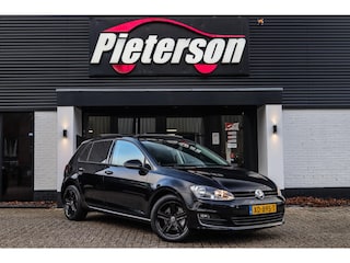 Volkswagen Golf 1.4 TSI Highline PANO TREKHAAK CLIMA PDC