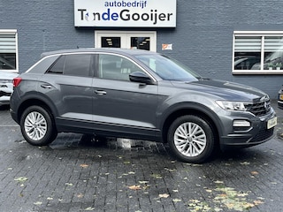 Volkswagen T-Roc 1.0 TSi Style | CLIMA | STOELVERW. | PDC V+A |