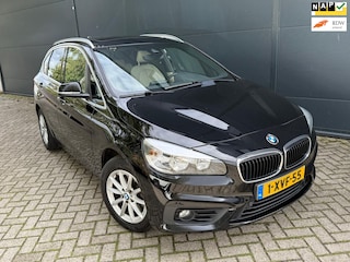 BMW 2-serie Tourer 218i Executive/Navi/Airco/bleutooth/achteruitcamera/panaroma/trekhaak
