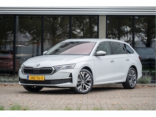 Skoda Octavia 1.5 TSI MHEV DSG Business Edition | Trekhaak | Lodge interieur | Matrix LED |