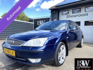 Ford Mondeo 2.0-16V Futura AUTOMAAT*AIRCO*STOELVERWARMING