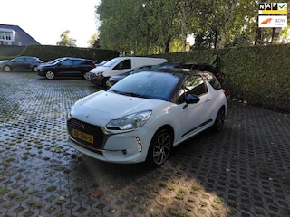 DS 3 1.2 PureTech Connected Chic automaat, navi, camera, 17 inch i.z.g.st