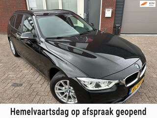 BMW 3-serie Touring 318i Corporate Lease Executive / Navi / PDC / AUT / Clima / NAP