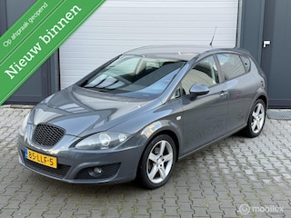 Seat Leon 1.8 TFSI Sport| Nap| DSG| trekhaak| Airco| Getint
