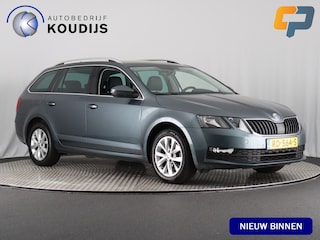 Skoda Octavia Combi 1.0 TSI Greentech Ambition Business (NL-Auto / Trekhaak / Carplay / Navi / Cruise)