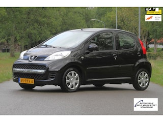 Peugeot 107 1.0-12V XS Premium / 5 deurs / Airco / Elektrische ramen / Stuurbekrachtiging / APK tot mei 2026
