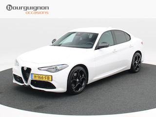 Alfa Romeo Giulia 2.0T 200 Pk B-Tech | Camera | Harman Kardon | Adaptive Cruise | LED | Sensoren | Elektrische Stoelen | 19 Inch | 89.965 Km!!
