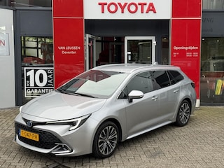 Toyota Corolla Touring Sports 1.8 Hybrid First Edition NL-AUTO ELEK-KLEP KEYLESS PARK-SENSOREN GETINT GLAS STOELVERWARMING DAB+