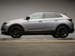 Opel Grandland X 1.2 Turbo Innovation Sport (APPLE CARPLAY,NAVI,PDC,LED,CRUISE,CLIMATE,SPORTSTOELEN,LM VELGEN,NETTE STAAT)