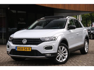 Volkswagen T-Roc 2.0 TDI Sport Business R/Pano/ACC/BEATS/Winterpakket/Carplay
