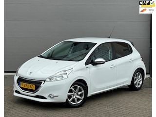 Peugeot 208 1.2 VTi 82pk AUT 5D 2015 Wit NAP|DISTRIBUTIE VV