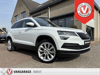 Skoda Karoq 1.5 TSI Style Business Automaat Trekhaak / Panoramadak / Full LED