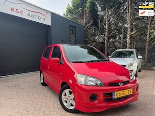 Daihatsu Young RV Young RV 1.3-16V XTi / AUTOMAAT PANORAMADAK / STUURBEKRACHTIGING / APK 03-09-2026