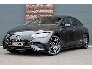 Mercedes-Benz EQE 300 Luxury Line 89 kWh | Distronic | Panoramadak | Verwarmd Stuurwiel | Memory | Leder | Warmtepomp | Camera | Rijassistentiepakket | Digital Light |