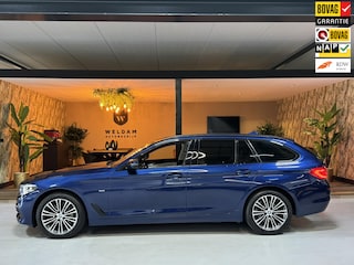 BMW 5-serie Touring 530i Sport Line Garantie LED Leder Elek. Achterklep Keyless Stoelvw Navi DAB PDC Cruise Clima