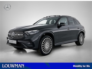 Mercedes-Benz GLC 300e 4MATIC Sport Edition | Premium pakket | Panoramaschuifdak | Smartphone integratie | Trekhaak | Parkeerpakket met 360°-camera | Voorstoelen met Memory | MBUX Augmented Reality |
