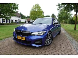 BMW 330e High Executive | Harman Kardon | Laser | HUD | 360° Camera | Autopilot | Pano | Memory | Stuurwielverw. |