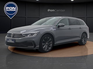 Volkswagen Passat Variant 1.4 TSI PHEV GTE Business | Pano dak | Trekhaak | Elek. Achterklep | Stoelverwarming |