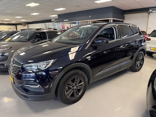 Opel Grandland X 1.2 Turbo 120 J. Ed.