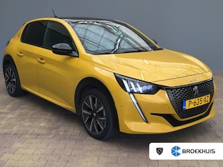Peugeot 208 1.2 PureTech GT Panorama Dak | Sportstoelen | 17" Lichtmetaal | Parkeersensoren | Digitaal Dashboard | Camera | Achteruitrijcamera | Airco (automatisch) | Apple Carplay/Android Auto|telefoonintegratie premium