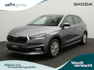 Skoda Fabia 1.0 TSI 110 pk DSG Style | Navigatie Columbus | Parkeersensoren achter | Cruise Control