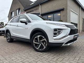 Mitsubishi Eclipse Cross 2.4 PHEV Intense+ Automaat Trekhaak / Camera / Full LED