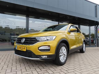 Volkswagen T-Roc 1.0 TSI Style Ecc Navi2x Pdc Trekhaak 2018