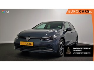 Volkswagen Golf 1.5 eTSI 150pk DSG Style | Navigatie | Climate Control | Camera | Parkeer sensoren | 18" LMV| Led | Keyless entry | Stoelverwarming