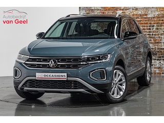 Volkswagen T-Roc 1.5 TSI Style I Automaat I Apple carplay I Stoelverwarming