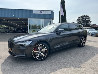 Volvo V60 2.0 T6 Plug-in hybrid AWD Plus Dark Ned. auto