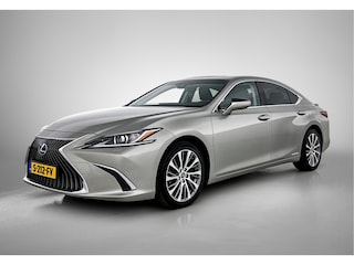 Lexus ES 300h Business Line | Schuifdak | Lederen bekleding | Full map navigatie | Stuur -en stoelverwarming |