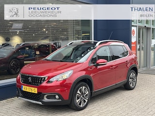 Peugeot 2008 1.2 Turbo 110PK Allure Vol-Automaat | Navigatie | Trekhaak 1250 KG | Panorama-dak | Climate Control | Cruise Control | Hoge Zitpositie | Dakrails | Parkeersensoren | Lichtmetalen Velgen.