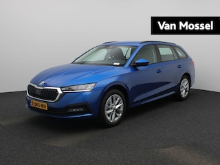 Skoda Octavia Combi 1.4 TSI iV PHEV Business Edition 204 PK | AUTOMAAT | Navigatie | Lichtmetalen Velgen | Climate Control | Parkeersensoren | Trekhaak | LED | Cruise Control | Virtual Cockpit | Apple Carplay & Android auto | Keyless | Elektrische Achterklep | Draadloos Telefoon Laden |